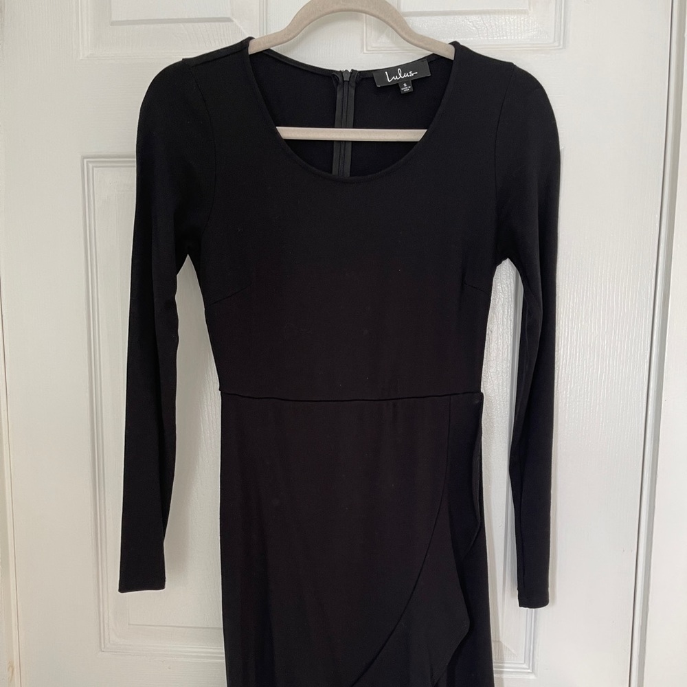 Lulu’s Black long Sleeve Skater Dress
